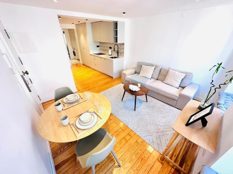 Lisbon City Center Flat For 6 Pp Exterior photo